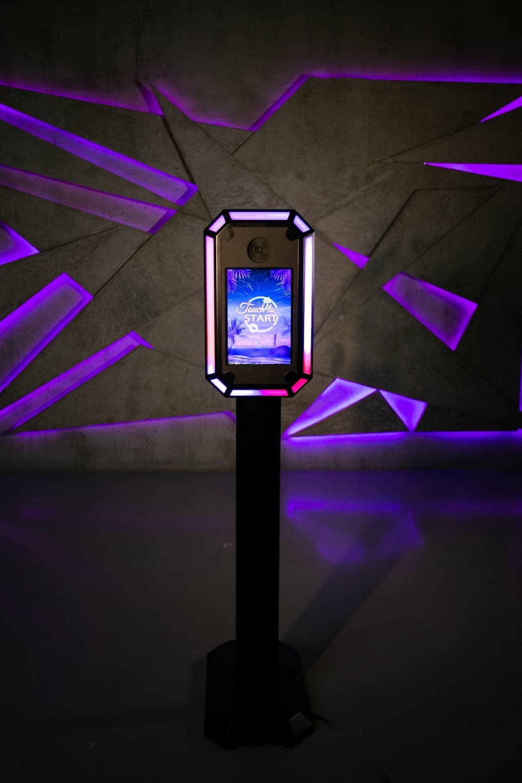 data.productData.visionaryBooth.name